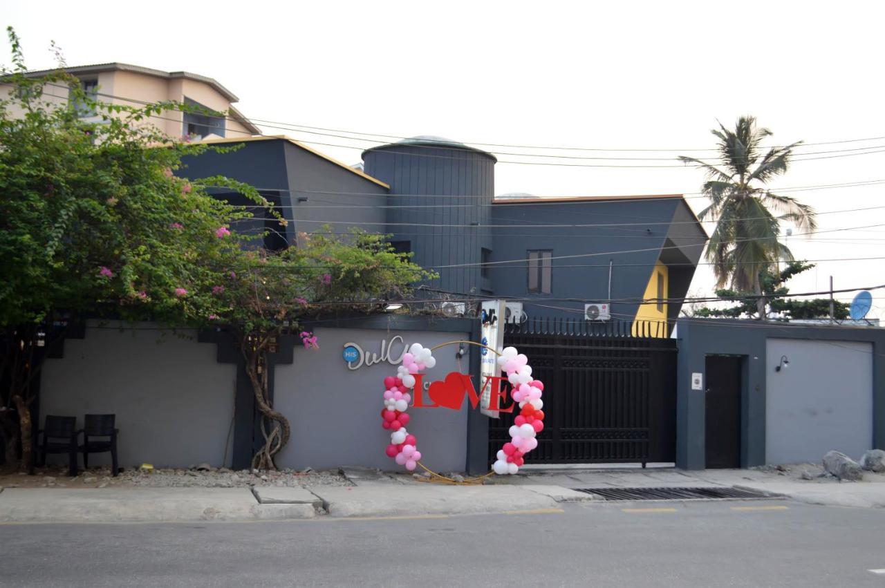 HIS Dulce Apartments Lagos Buitenkant foto