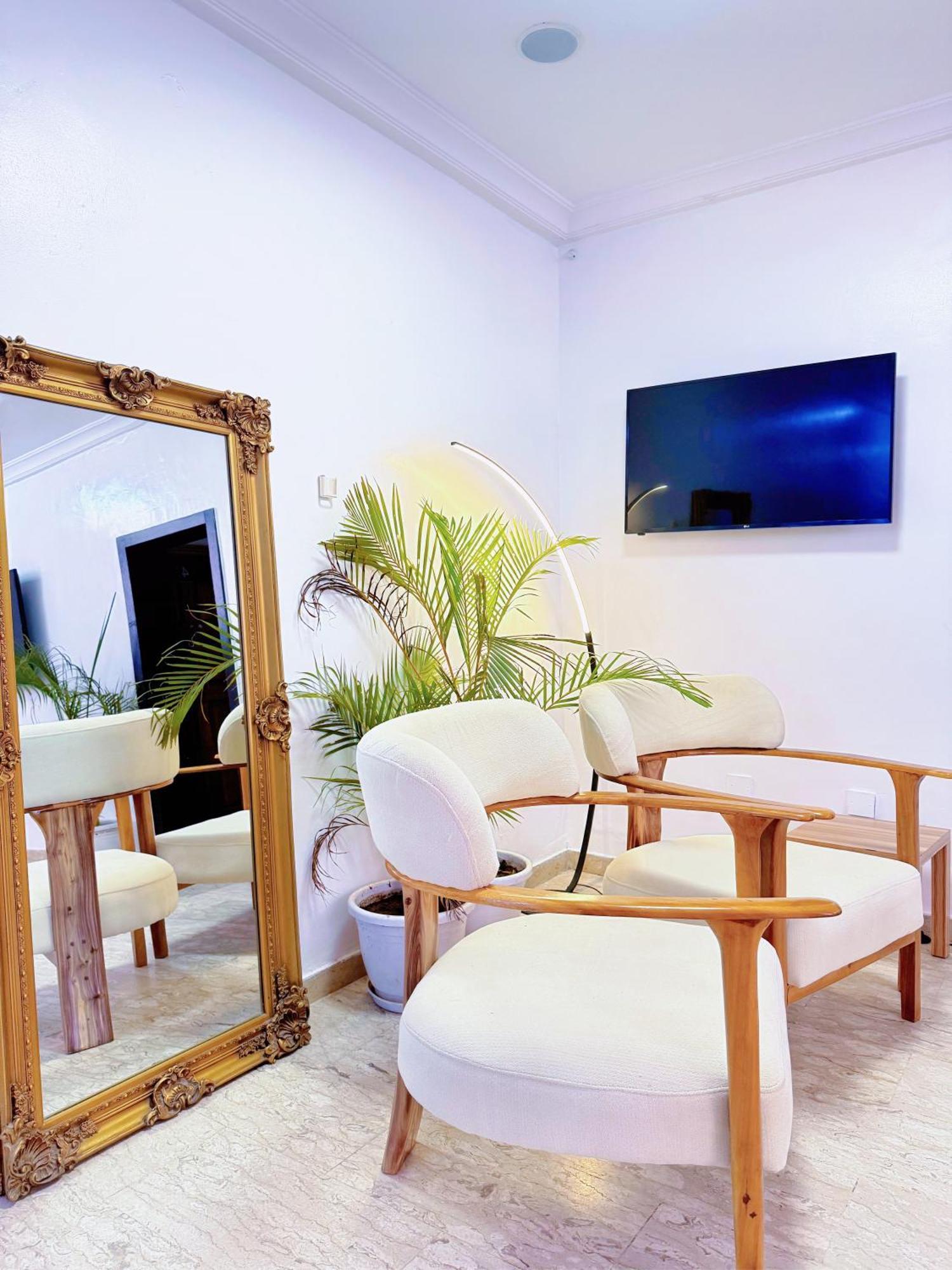 HIS Dulce Apartments Lagos Buitenkant foto