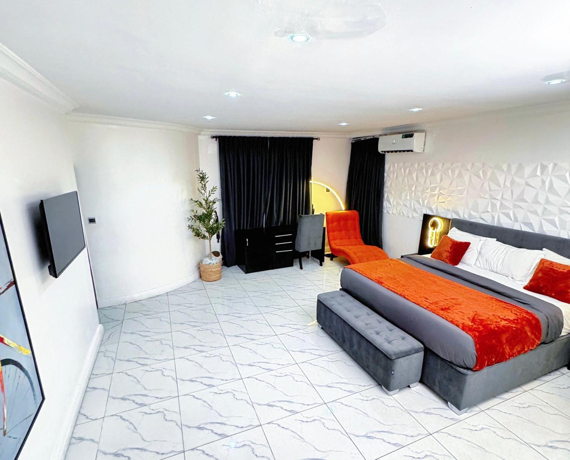 HIS Dulce Apartments Lagos Buitenkant foto